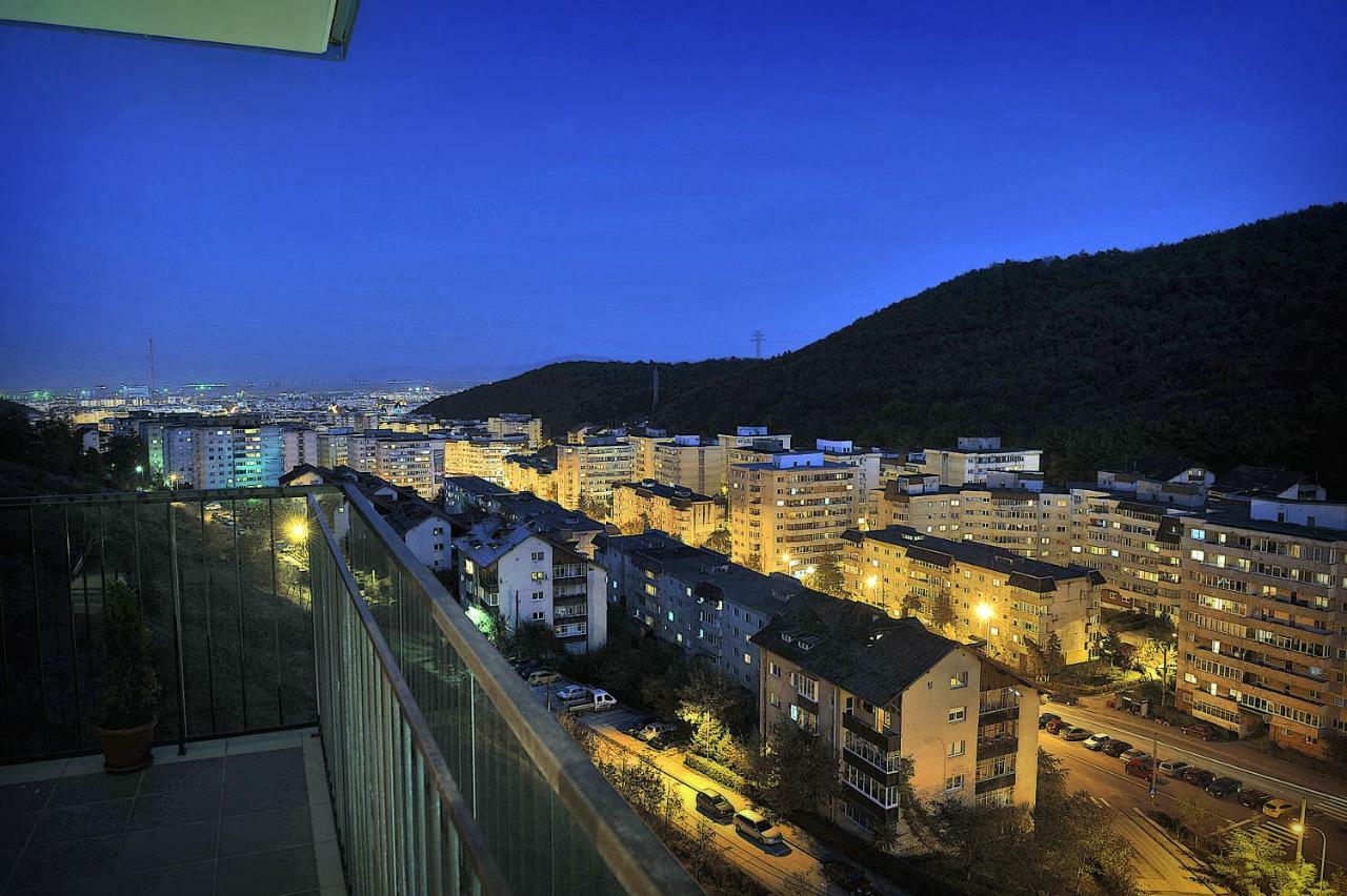 Mountain View Apartment